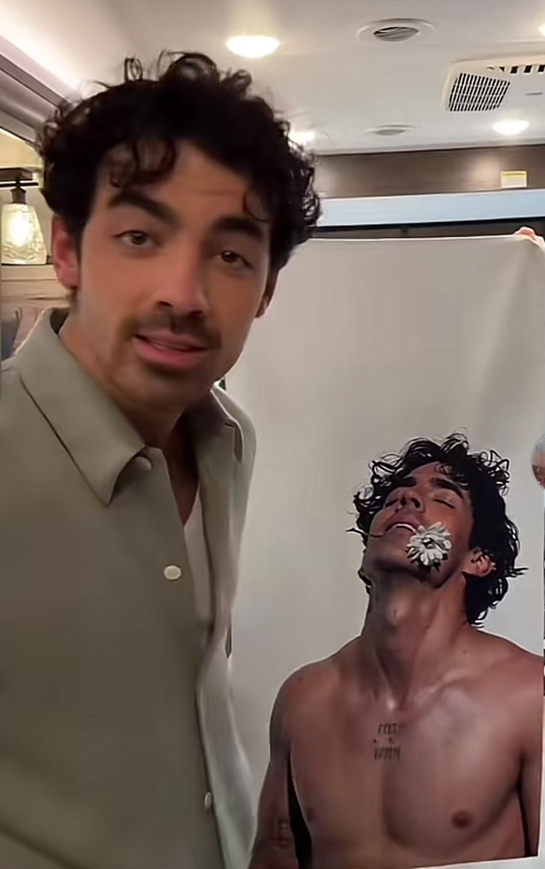 JJ Photo – Joe Jonas Official